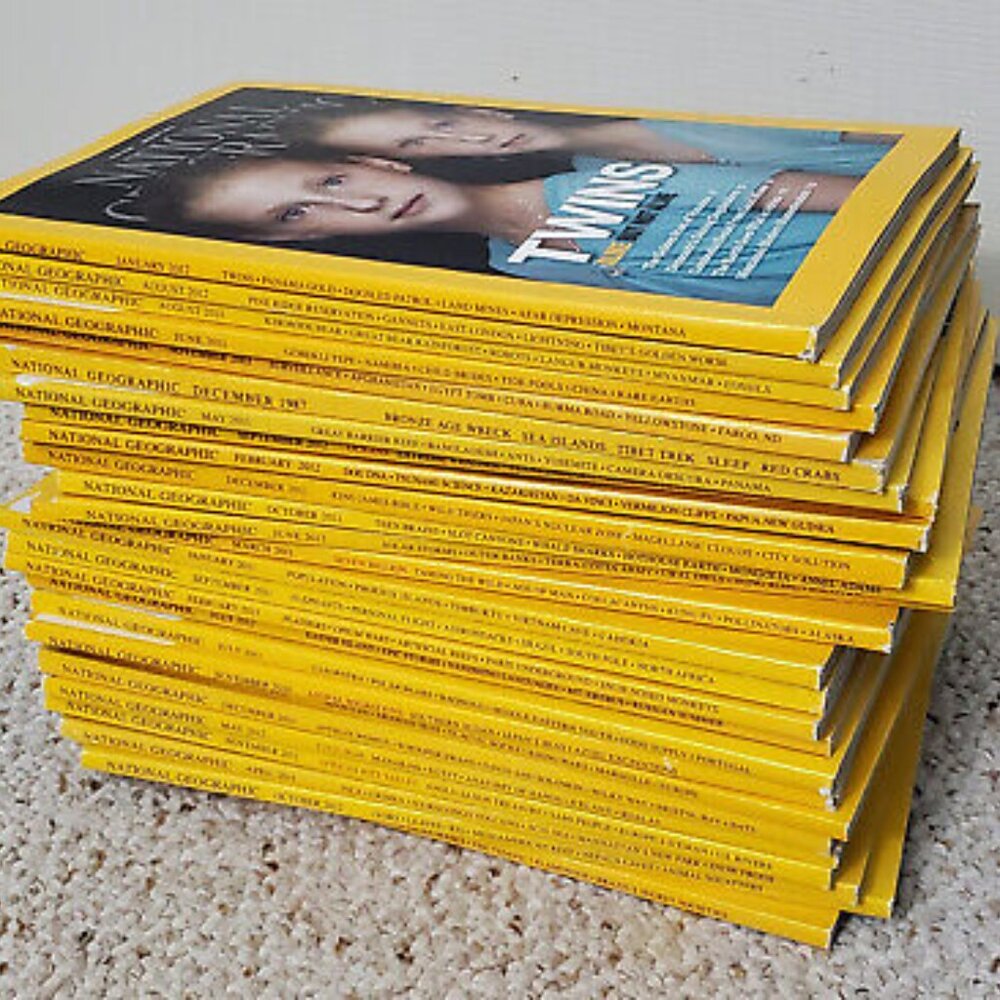 National Geographic Magazine Bundle Lot of 2 Magazines 1960 - 2024 Coffee table - Picture 3 of 13